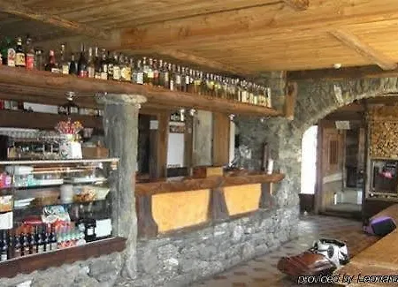 Hotell Cre Forne & Champoluc